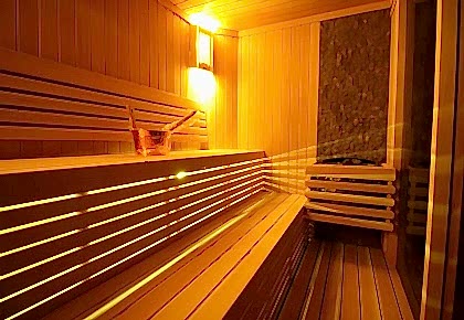 Özenle seçilen ahşaplar ile imal edilen SunCare Saunaları,
imalattan kullanıma kadar her tür detay düşünülerek projelendirilir...